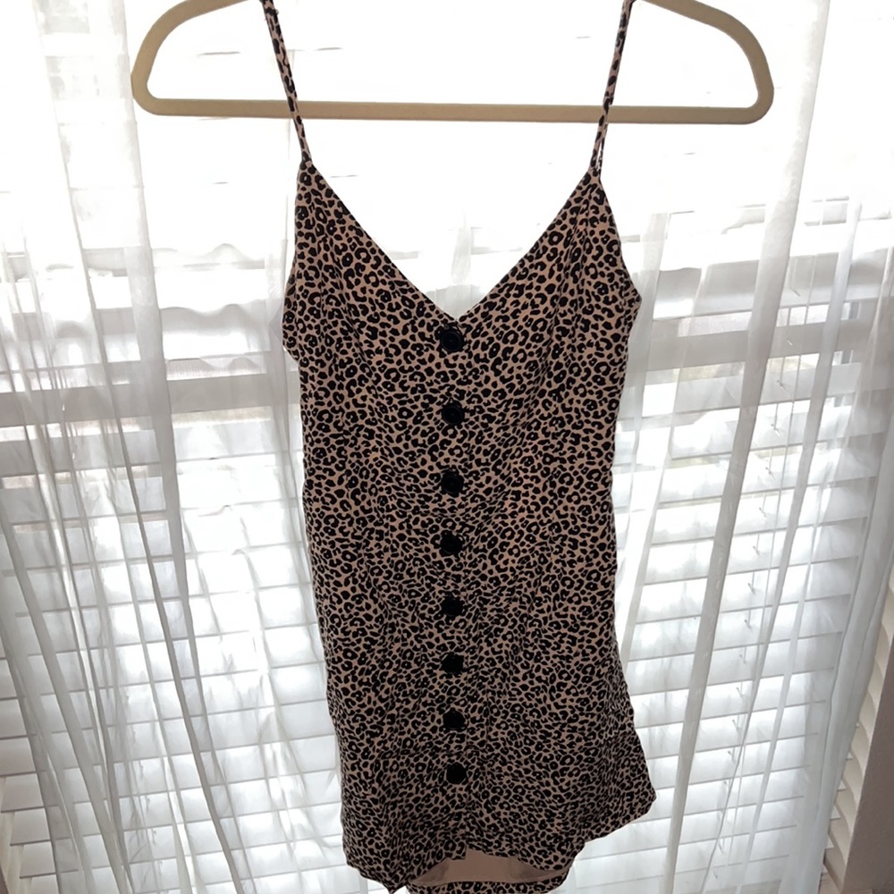 Forever 21 Leopard Print spaghetti strap open back Mini Dress Size Small